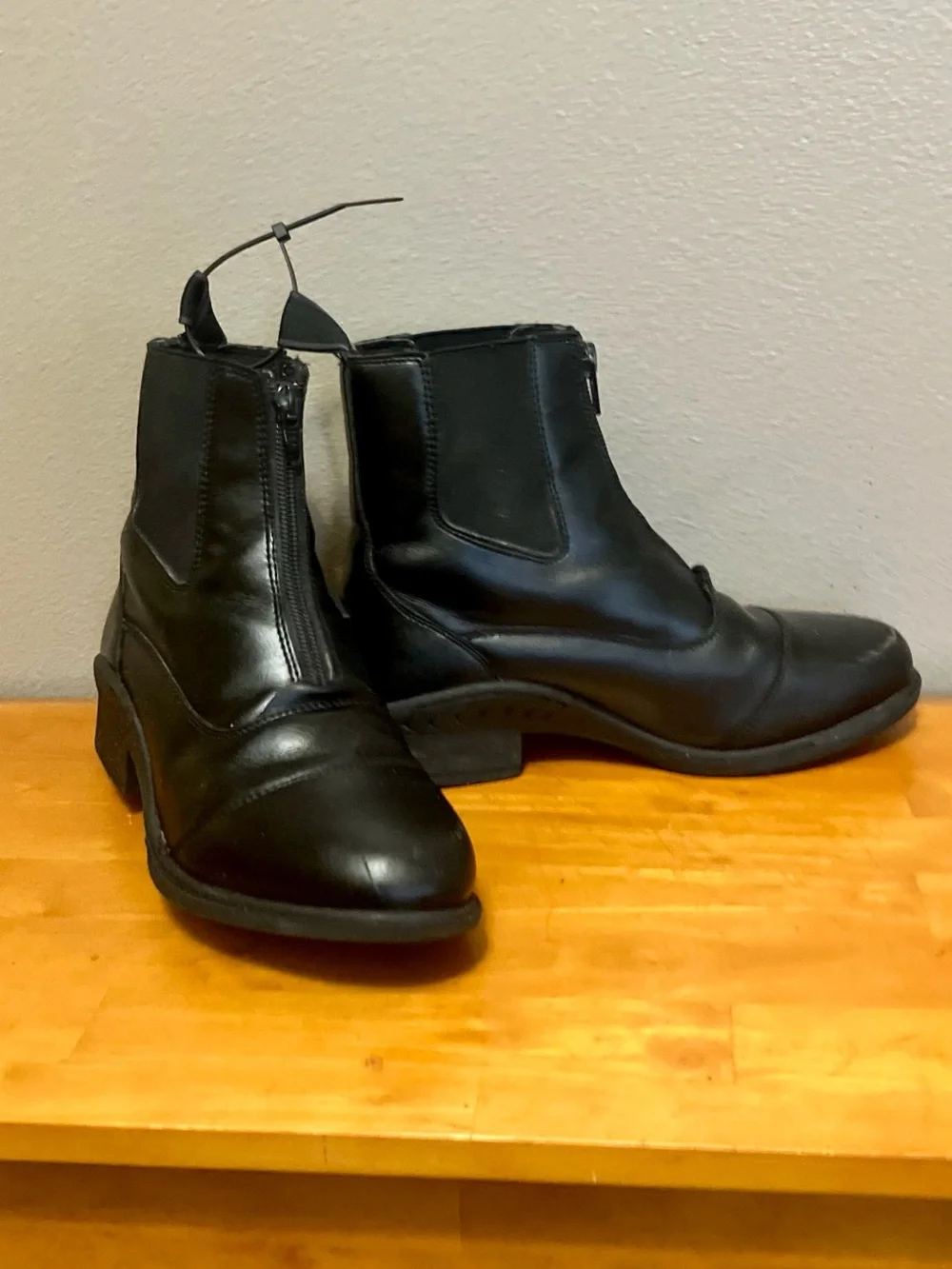 Smart Pak Eliza Synthetic Front-Zip Paddock Boots, Black - Size 3 (VGUC)